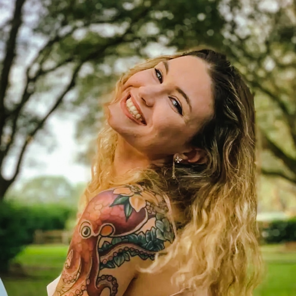 Meet your Posher, Nicole